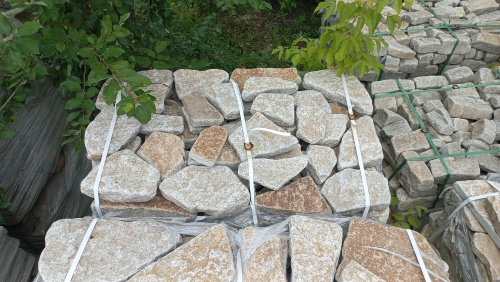 Гранитный плитняк галтованный для парковки купить в Покачи