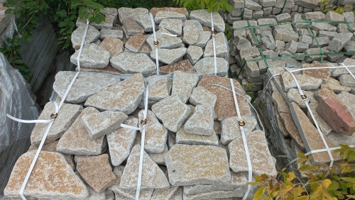 Плитняк гранитный галтованный купить в Покачи