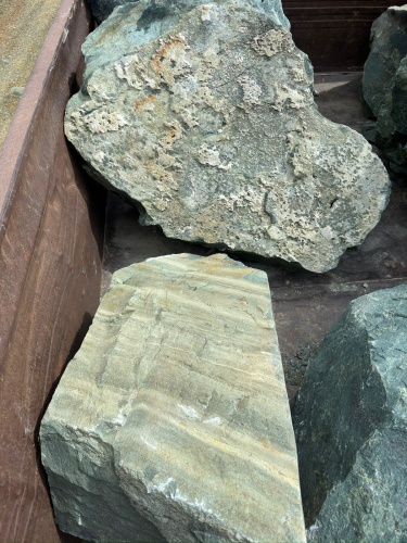 Ландшафтные глыбы зелёные 200-500 килограмм купить в Покачи