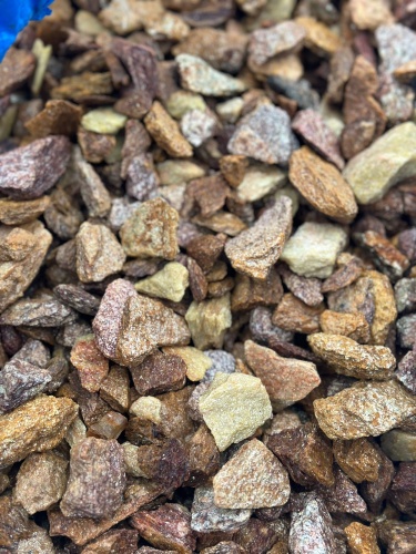 Златолит персиковый декоративная каменная крошка купить в Покачи