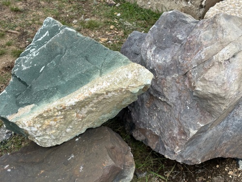 Камни для ландшафтного дизайна зелёные 10-60 килограмм купить в Покачи