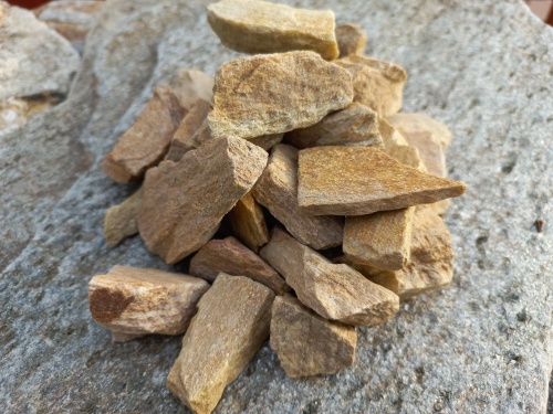 Златолит жёлтый декоративная каменная крошка купить в Покачи