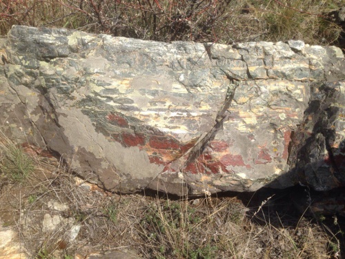 Гигантские зелёные валуны для ландшафтного дизайна весом более 5 тонн купить в Покачи