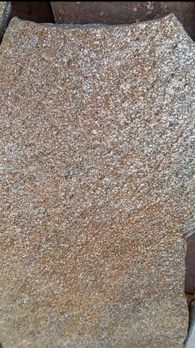 Плитняк златолит серебристый для цоколя, отмостки купить в Покачи