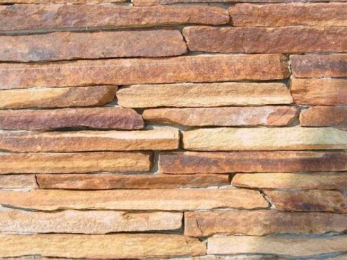 Горбушка златолит золотистый для облицовки купить в Покачи