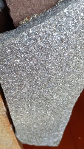 Плитняк златолит серебристый для фасада купить в Покачи