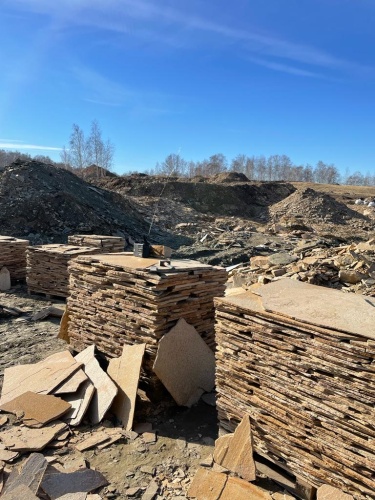 Плитняк златолит жёлтый золотистый для отмостки купить в Покачи