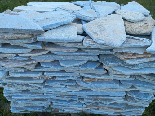 Плитняк златолит зелёный галтованный для цоколя купить в Покачи