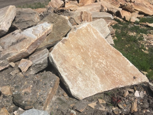 Златолит-золотистый-жёлтый-для-пошаговых-дорожек